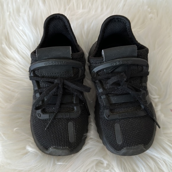 Baby boy adidas shoes - Picture 2 of 2
